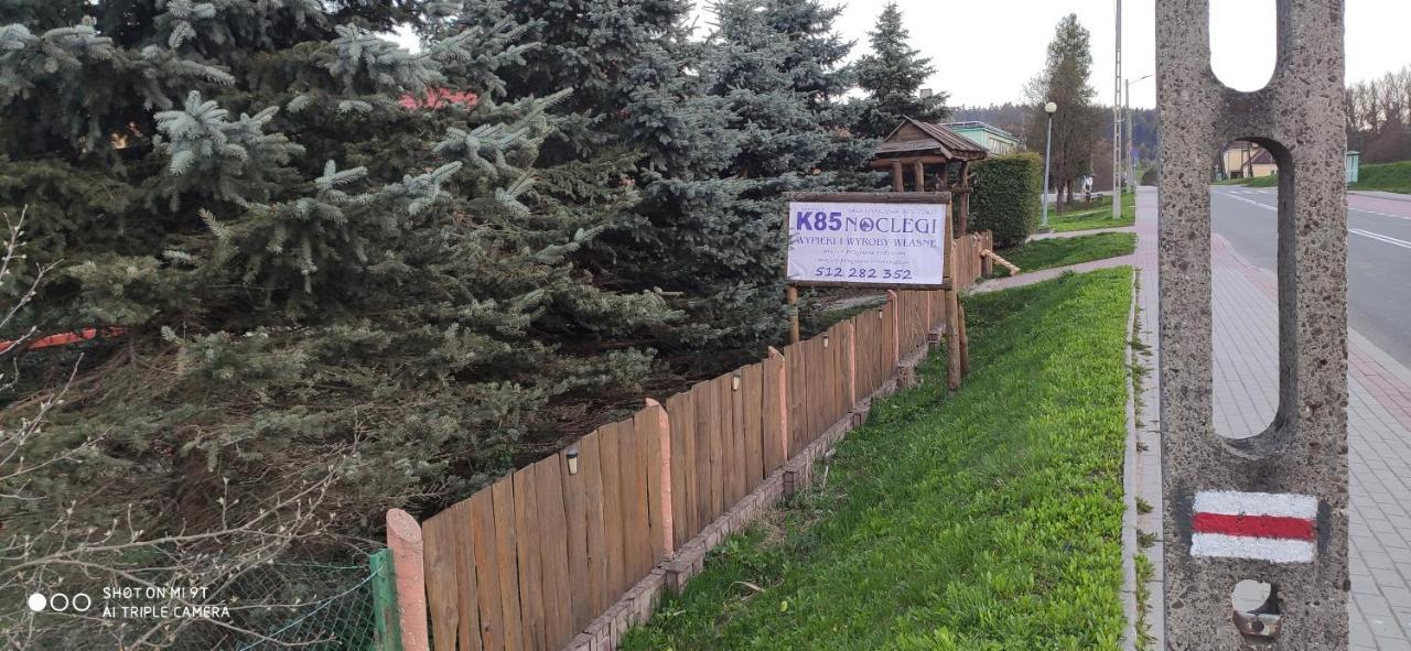K85 Komancza Baza Noclegowa Wypadowa Bieszczady Beskid Niski Exterior foto