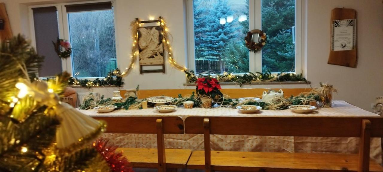 K85 Komancza Baza Noclegowa Wypadowa Bieszczady Beskid Niski Exterior foto